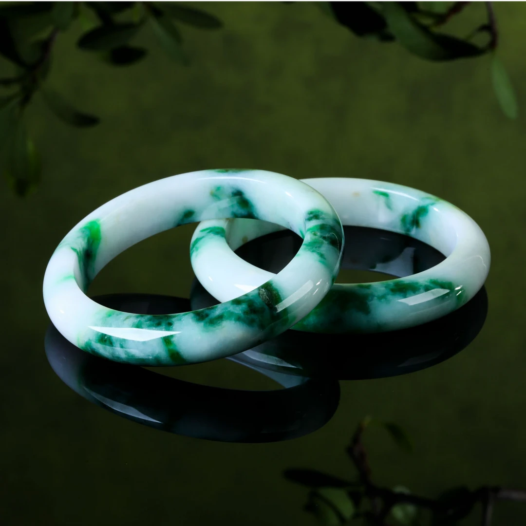 【意婵】《一溪山野》天然典藏级缅A老翡翠手镯（多样性发一）-800019