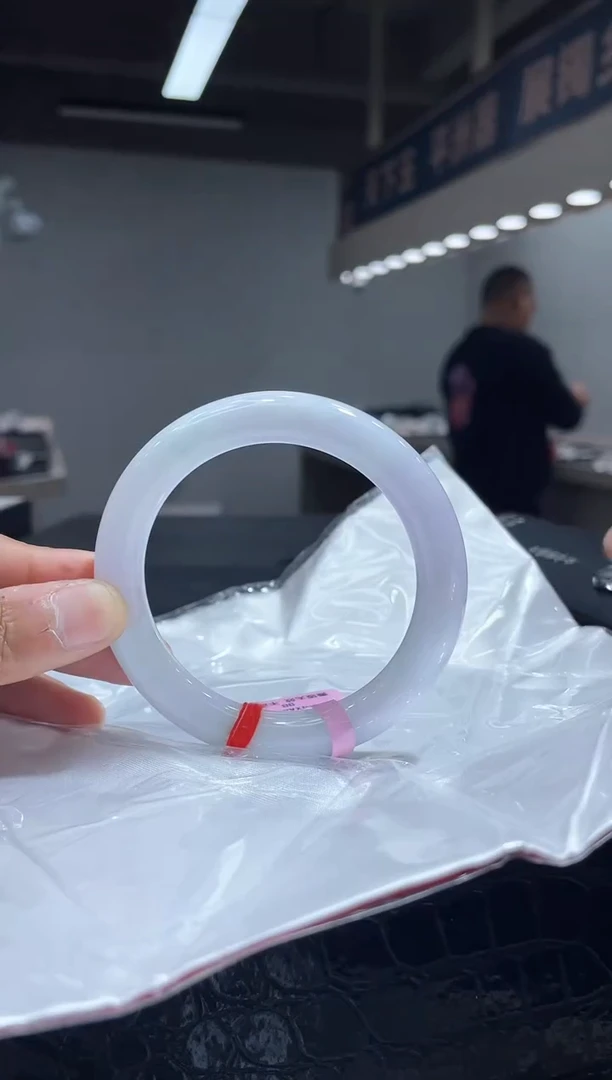 未镶嵌手镯翡翠10