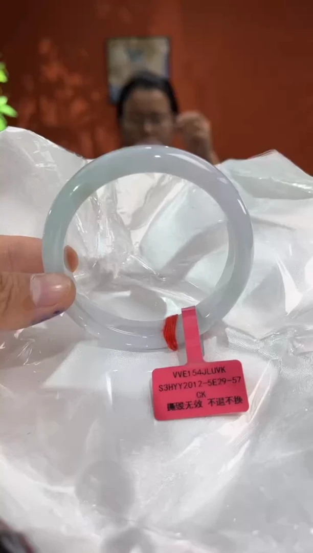 未镶嵌手镯翡翠翡翠手镯