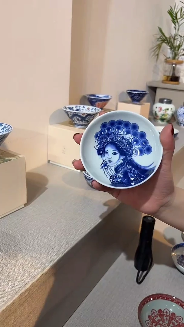 景德镇高温瓷花旦普洱