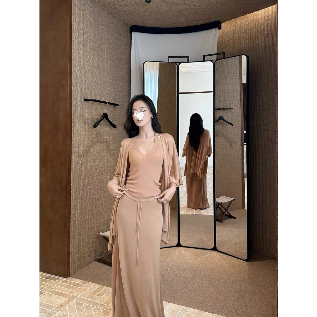 夏季新款轻熟风纯欲时尚百搭开衫+吊带上衣+半身裙三件套装