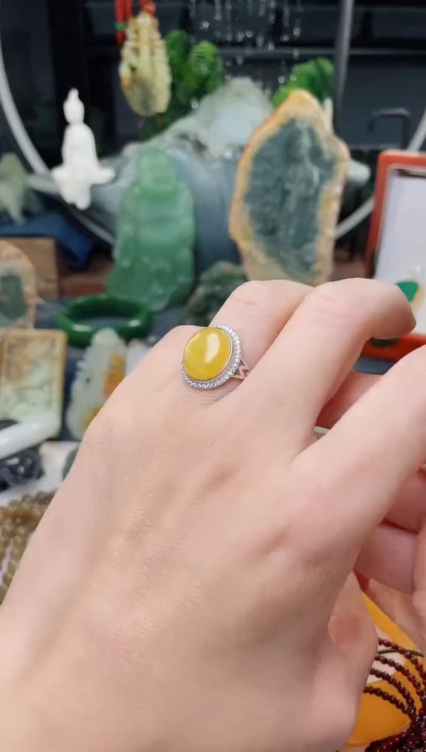 银S925镶嵌蜜蜡裸石戒指