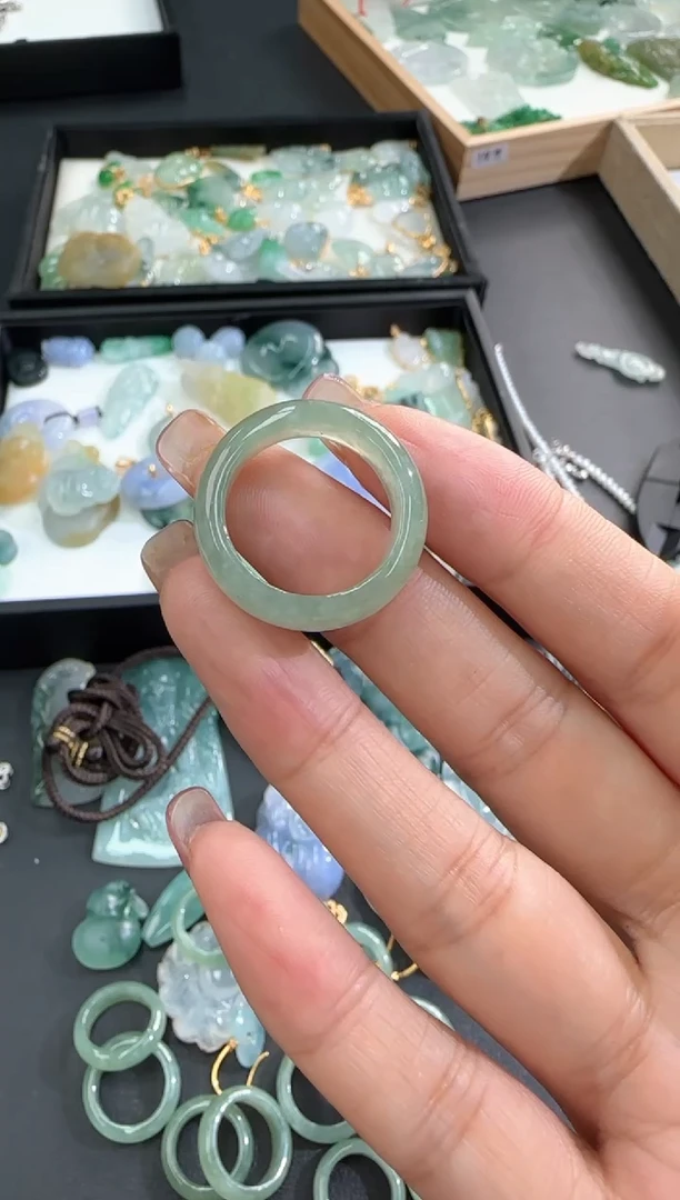 【闪购商品】翡翠戒圈未镶嵌250213422