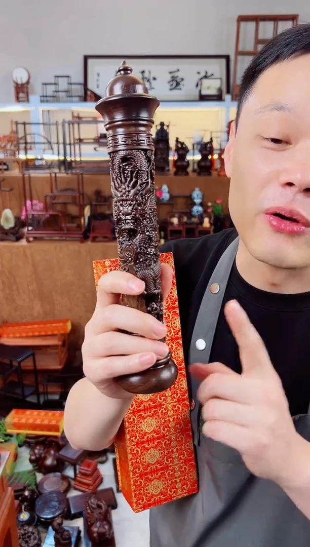 风车木（黑檀木）龙柱香炉一个