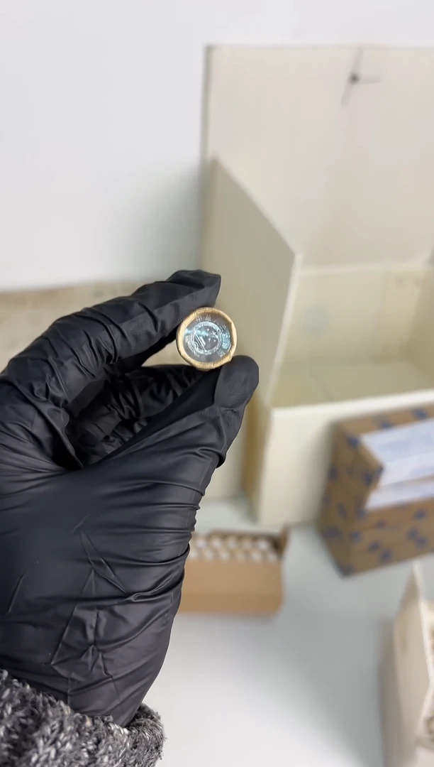 整卷 法定货币原光原卷原厂封装 081