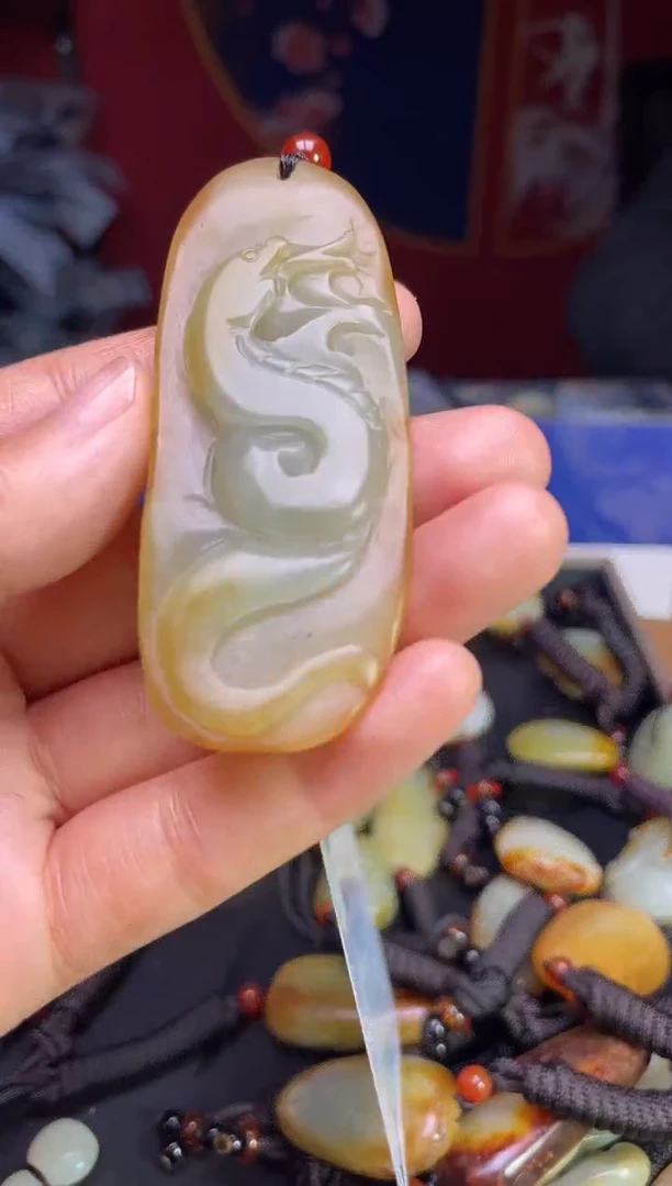 颈饰未镶嵌和田玉23
