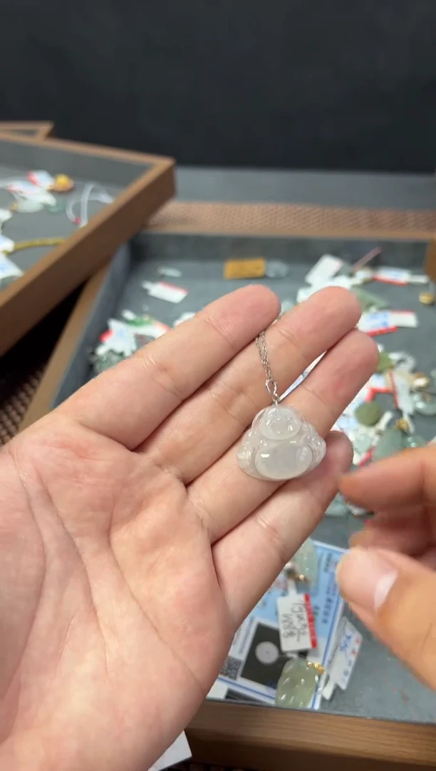 翡翠未镶嵌颈饰1651号