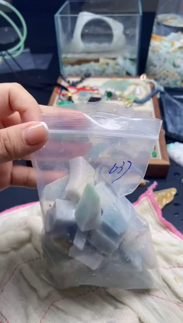 翡翠未镶嵌颈饰037天然翡翠