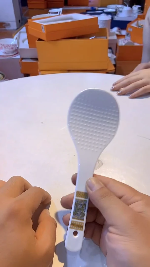 鸿辉家品牌瓷器，京东包邮！