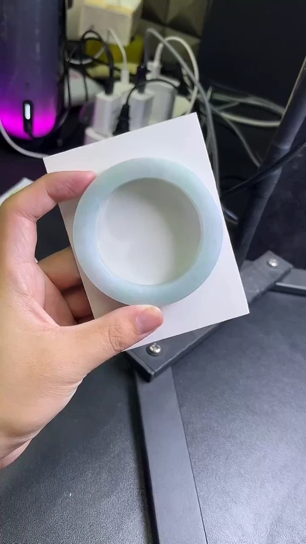 未镶嵌手镯定制翡翠蒲*英定制