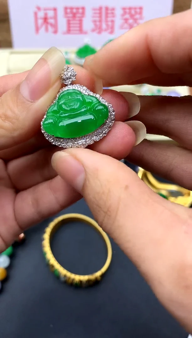 翡翠18K金镶嵌颈饰474-中国好珍宝