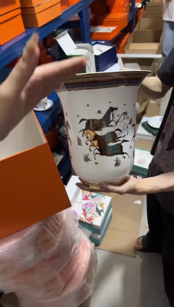 瓷片000---------