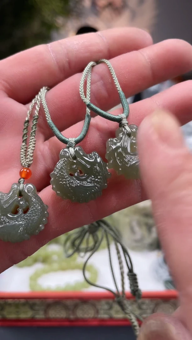 和田玉未镶嵌颈饰天然和田玉吊坠57