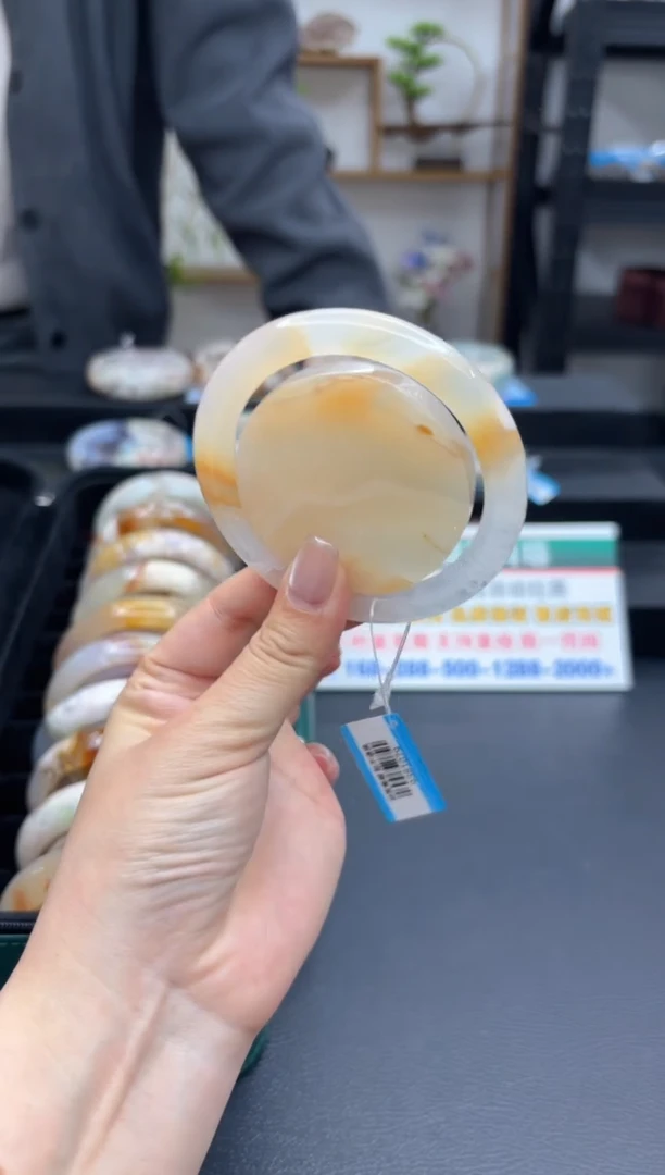 【闪购商品】石英质玉手镯未镶嵌C788(56圈赠送镯心)