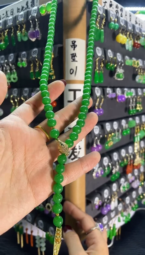 【闪购商品】翡翠耳饰银S925镶嵌蛇链