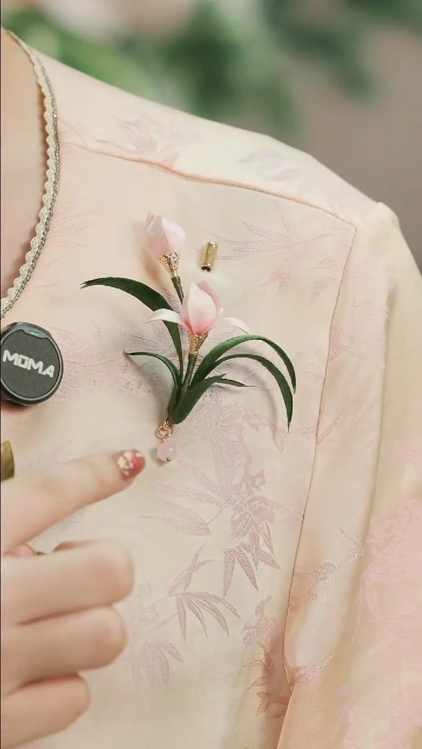 刺绣湘传礼纯手工胸针