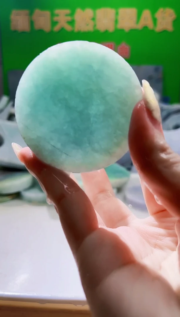 翡翠未镶嵌颈饰天然翡翠A货牙306