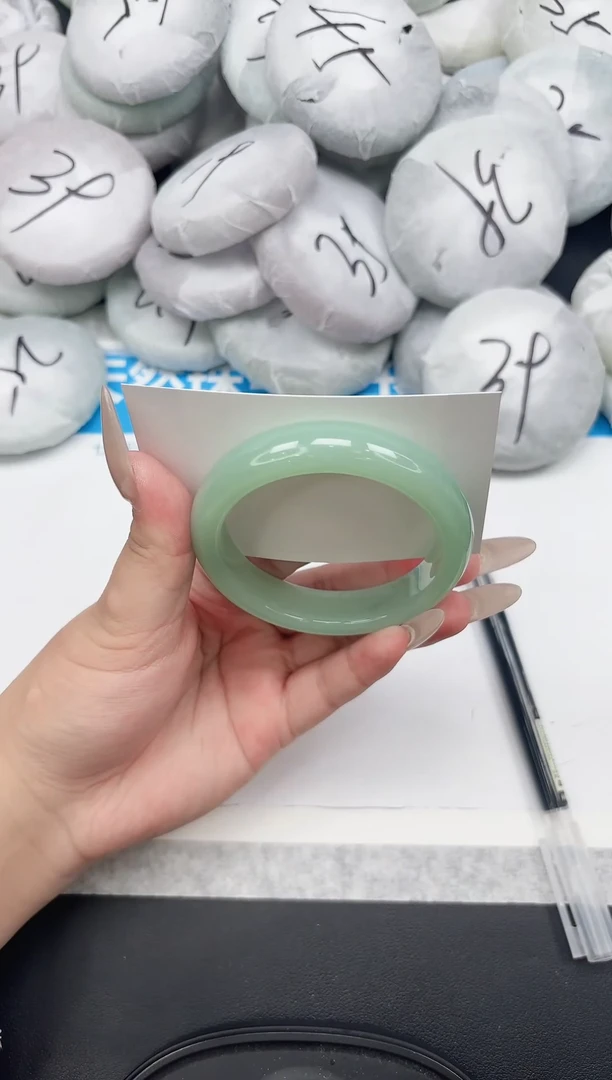 女款工艺手镯82-56.6