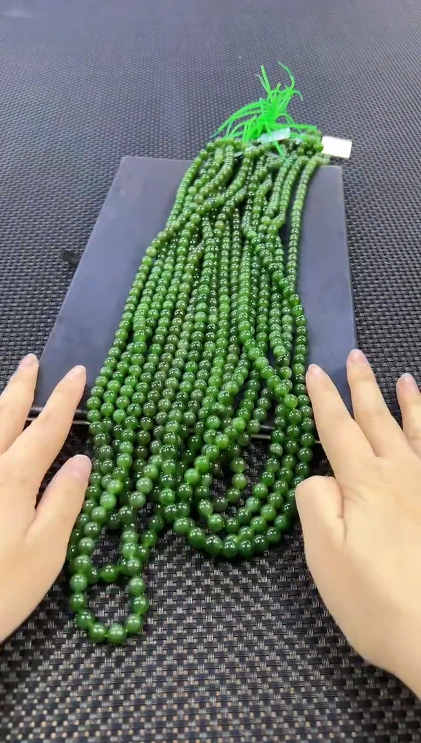 【闪购商品】和田玉挂件链未镶嵌一条约8mm 多样性发一件 微黑点