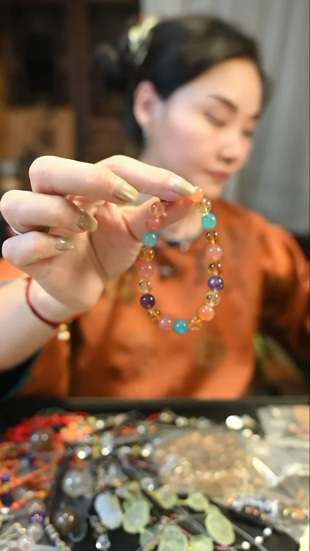 水晶手链未镶嵌?***?定向丹丹