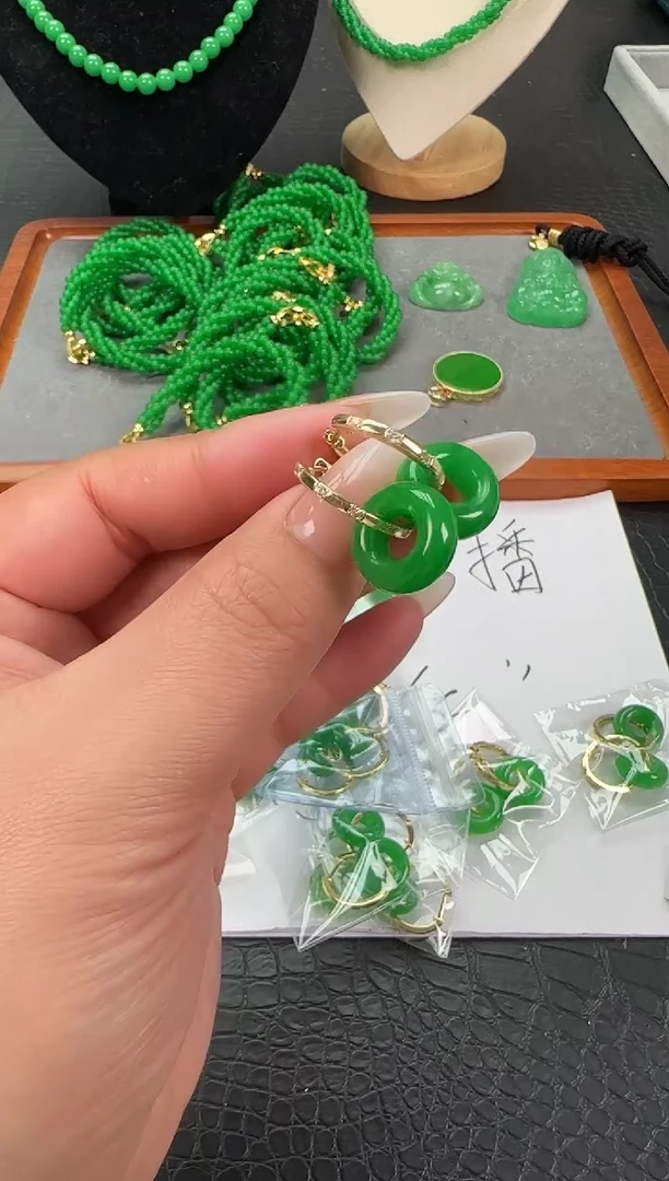 未镶嵌翡翠耳饰高货圆环耳环