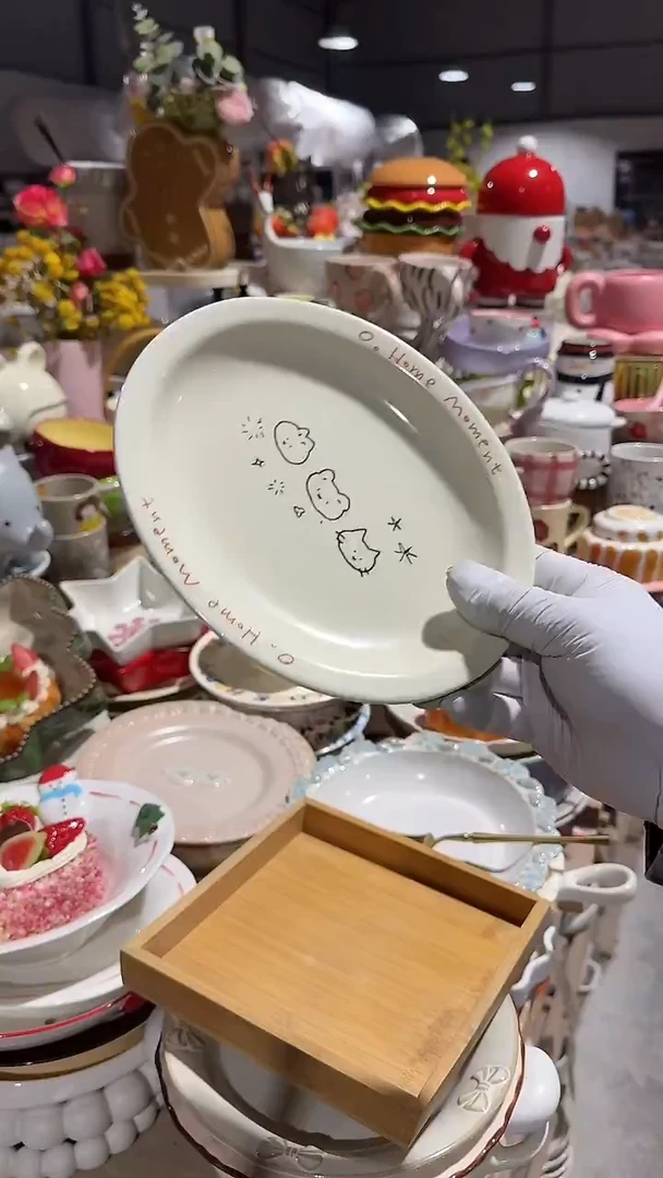 陶瓷动物椭圆盘微瑕 凑满20元包邮