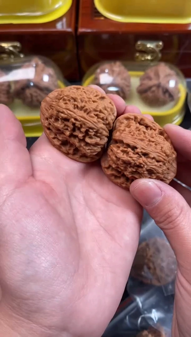 把件文玩核桃南疆石38尺v433