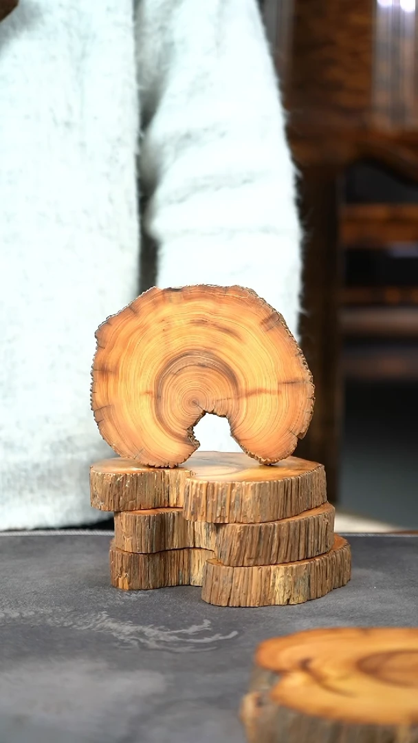 【闪购商品】柏木（崖柏）木雕陈化黑油料壶承香片