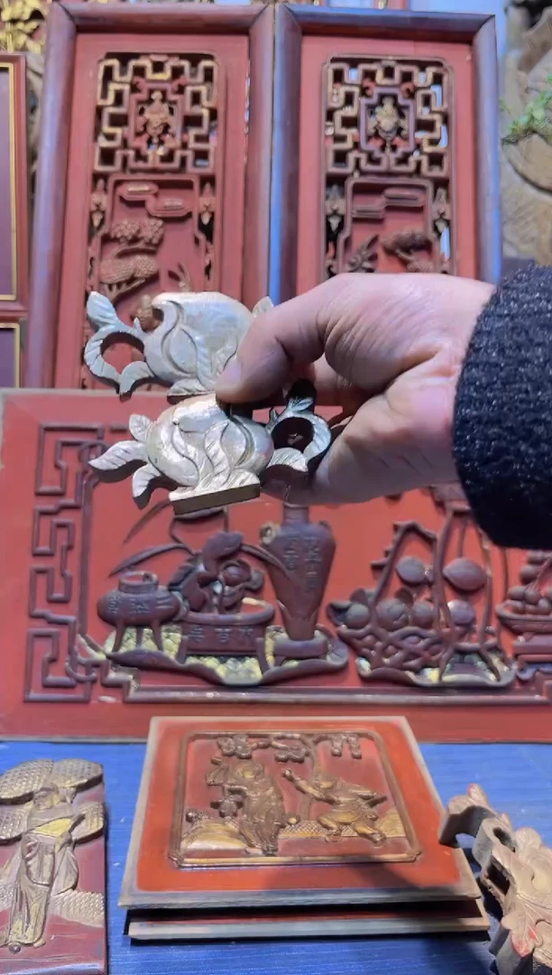 【闪购商品】香樟木老木雕老物件花板有瑕疵完美者慎拍