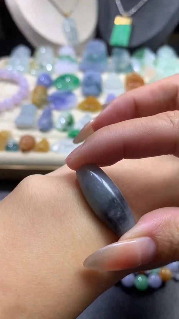 【闪购商品】定制翡翠未镶嵌翡翠