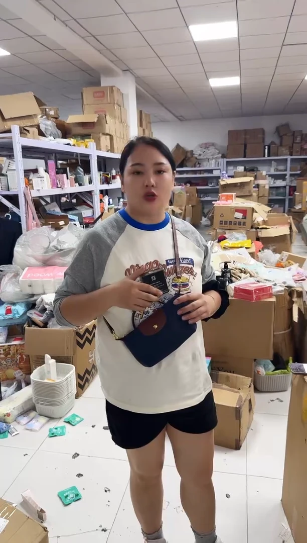 牦牛剖层皮革琪老板女包6号店超好看发图片款散粉