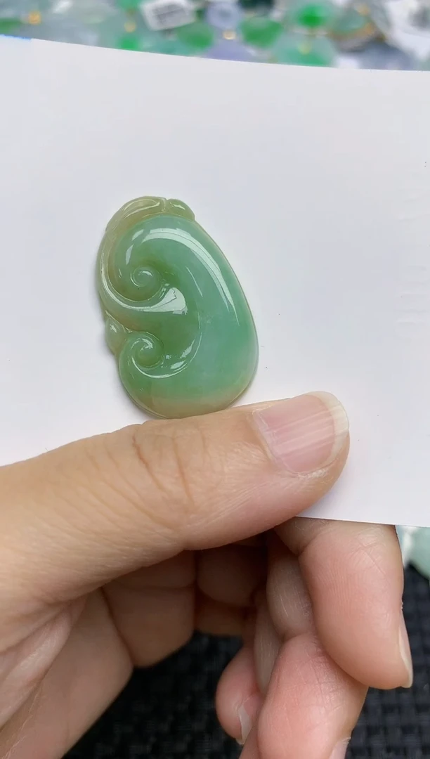 翡翠未镶嵌颈饰天然缅甸A货翡翠百元以上9元证书费自理