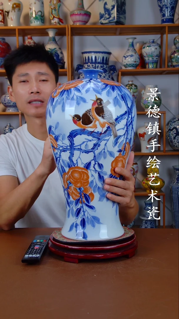 现代景德镇手工手绘陶瓷摆件39