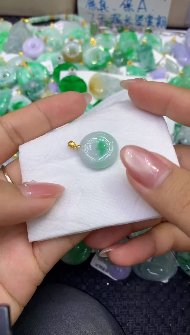 颈饰未镶嵌翡翠天然缅甸A货翡翠