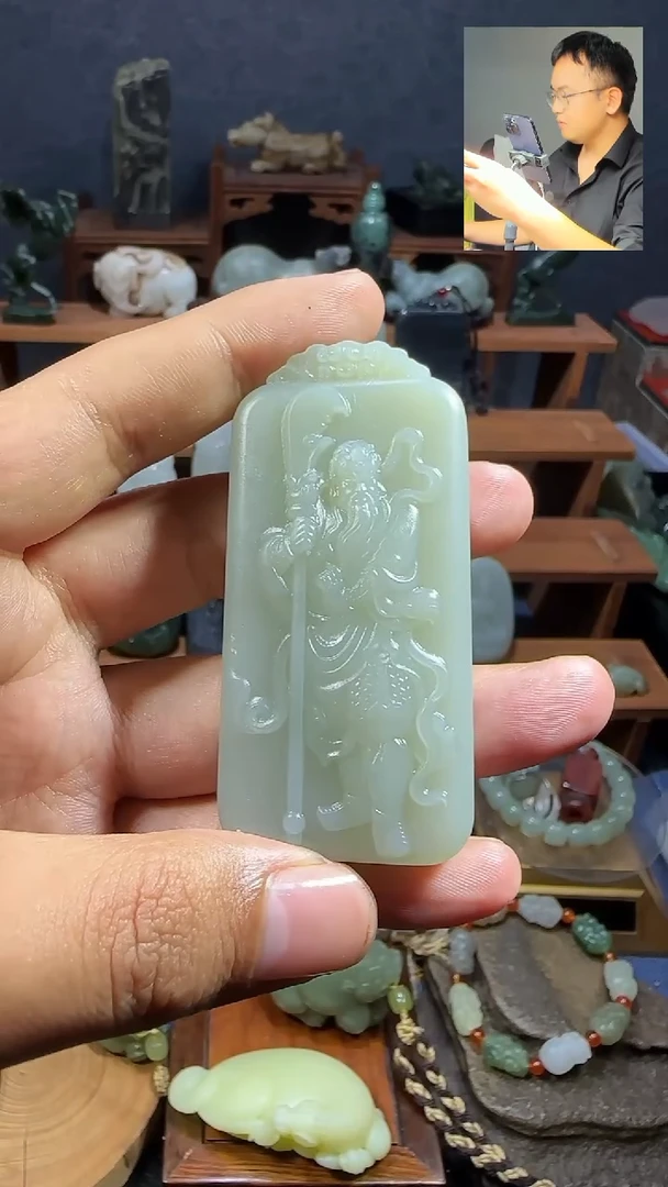 颈饰未镶嵌和田玉桃*1
