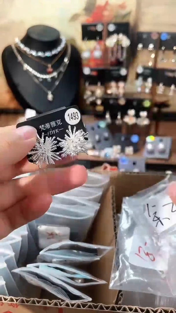 铜合金925银锆石梵1493