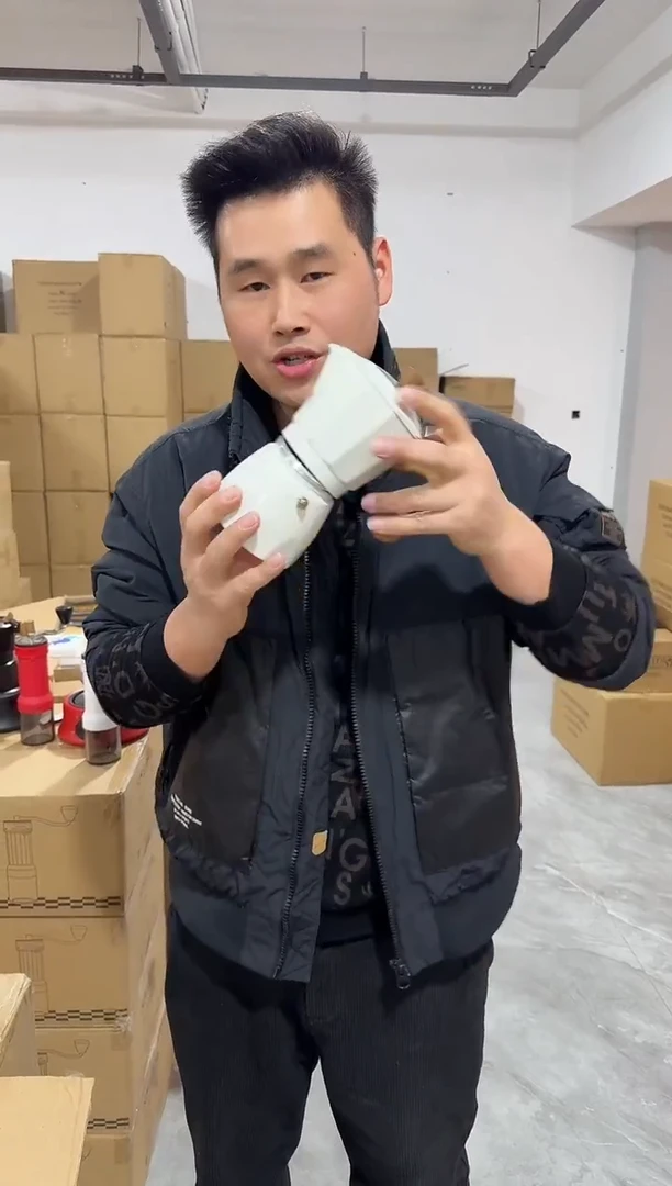 B款白色双阀4杯摩卡壶