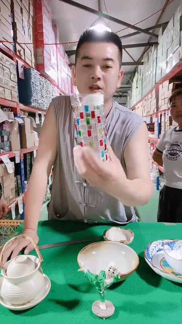 瓷片碗碟好物一件不留@@1