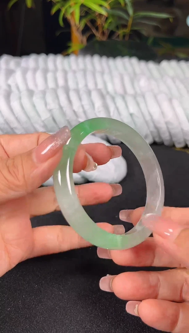 缅风时尚冰透美人手镯【直播专用链接】118