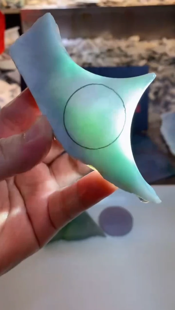 翡翠裸石0朗0翡翠珠宝874