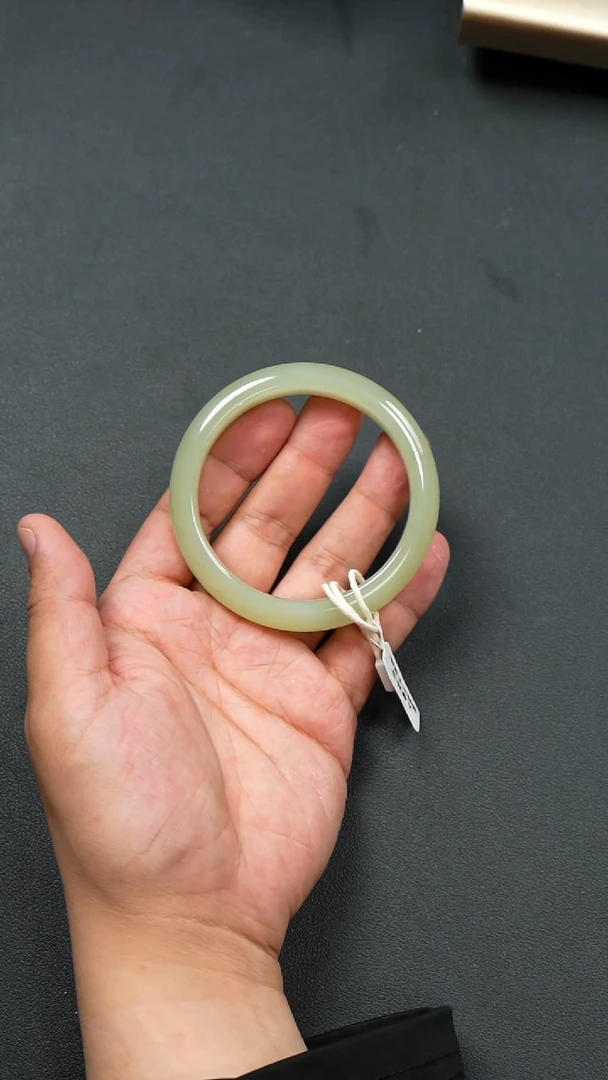 和田玉手镯未镶嵌A0009-62