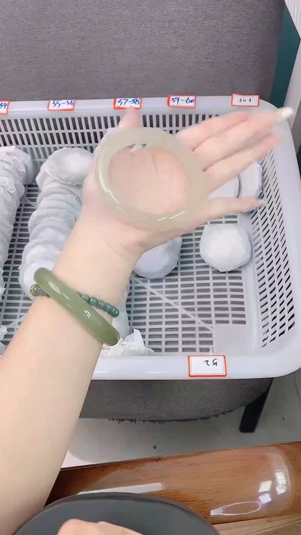 未镶嵌手镯石英质玉88-东陵玉59.9