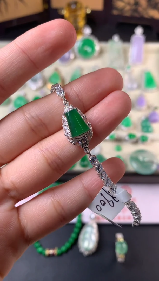 未镶嵌定制翡翠裸石（镶嵌定制）