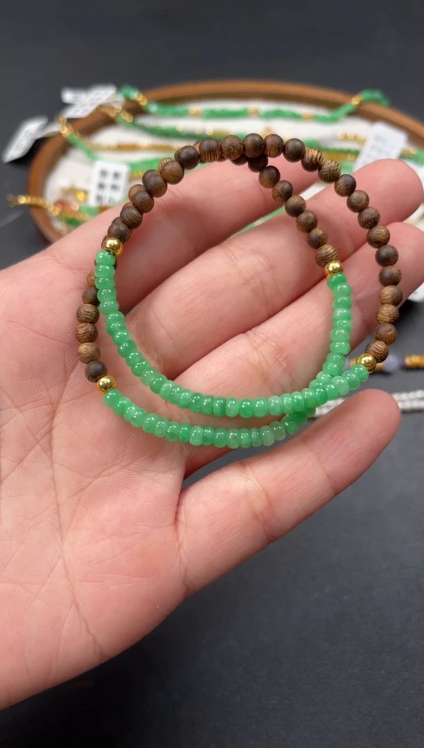 套链足金镶嵌翡翠多样性  发货一条  P268