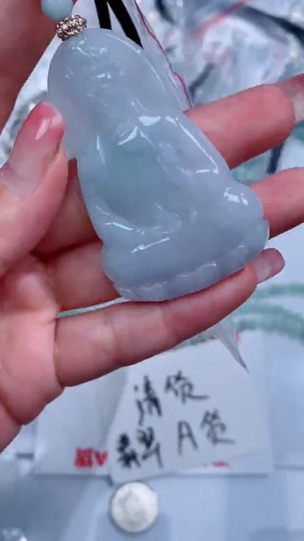翡翠未镶嵌颈饰吊坠