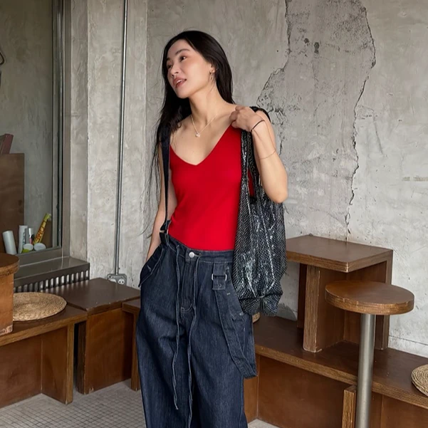 逸语IN choose u笑笑家2025夏季100天丝质感吊带背心上衣女89791