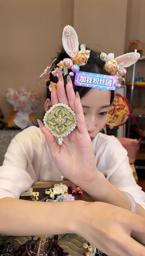 刺绣苏绣世家非遗手工（胸针）