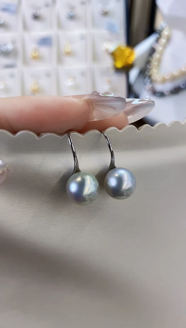 银S925镶嵌耳饰海水珍珠10-11澳白珍珠耳饰