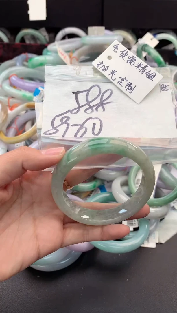 【闪购商品】定制翡翠未镶嵌毛货需精细抛光+多人