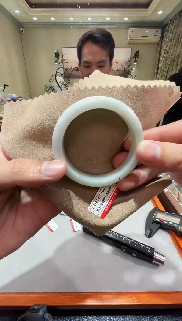 纯天然缅甸A货翡翠手镯51-52mm-纹-1-166号-福利镯